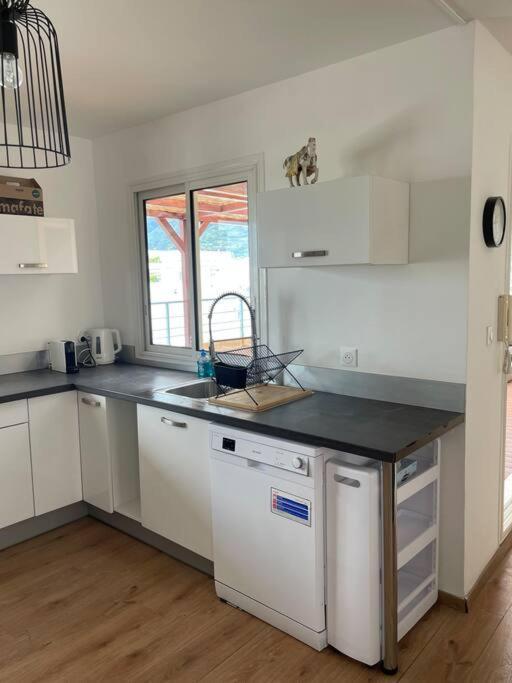 Rare ! Spacieux T3 En Roof-Top Au Barachois - 2 Ch Climatisees - 6 Couchages - Proche Aeroport Saint-Denis Exterior foto
